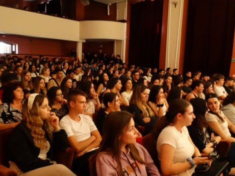 Драматичен театър „Търговище“ гостува, за поредна година, в Нова Загора