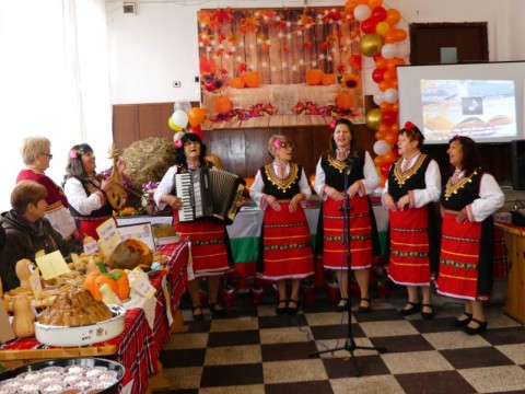 Село Коньово отбеляза 10-и Празник на тиквата с кулинарно майсторство и празнично настроение